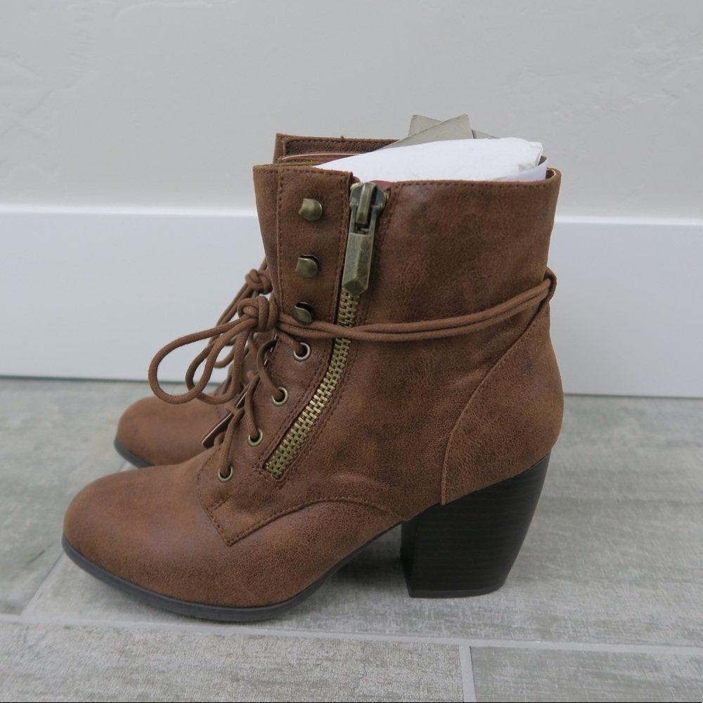 Cognac lace up chunky heel booties